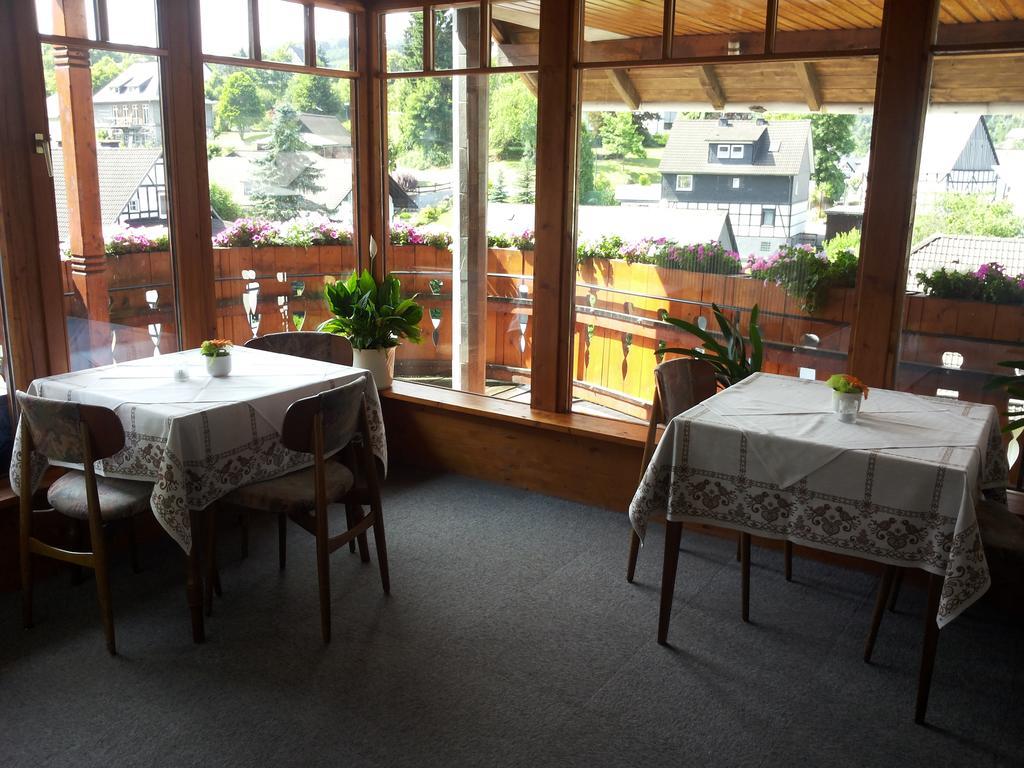 Pension "Dorfkrug" Winterberg Exterior photo