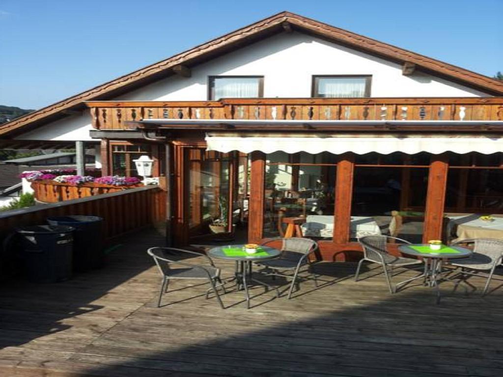 Pension "Dorfkrug" Winterberg Exterior photo