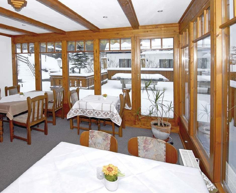 Pension "Dorfkrug" Winterberg Exterior photo